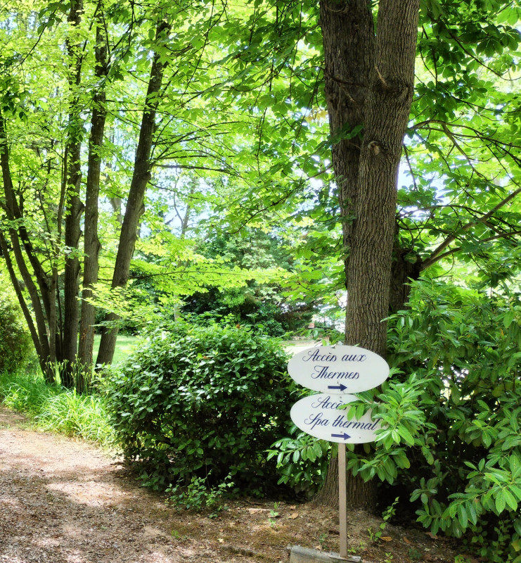 Accès aux Thermes 3 mn à pieds